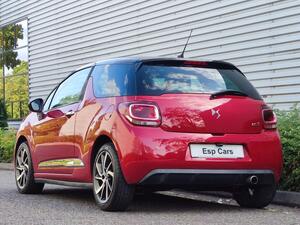 DS AUTOMOBILES DS 3 1.2 PureTech Connected Chic Euro 6 (s/s) 3dr