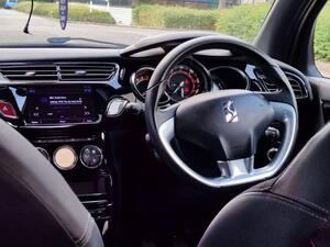 DS AUTOMOBILES DS 3 1.2 PureTech Connected Chic Euro 6 (s/s) 3dr
