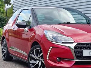 DS AUTOMOBILES DS 3 1.2 PureTech Connected Chic Euro 6 (s/s) 3dr