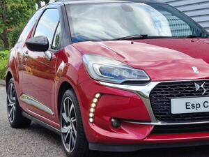 DS AUTOMOBILES DS 3 1.2 PureTech Connected Chic Euro 6 (s/s) 3dr