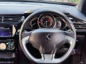 DS AUTOMOBILES DS 3 1.2 PureTech Connected Chic Euro 6 (s/s) 3dr