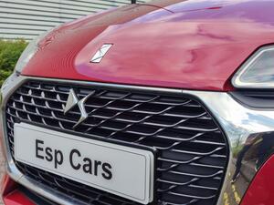 DS AUTOMOBILES DS 3 1.2 PureTech Connected Chic Euro 6 (s/s) 3dr