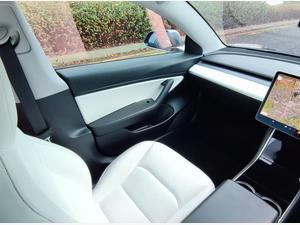 Tesla Model 3 (Dual Motor) Long Range Auto 4WDE 4dr
