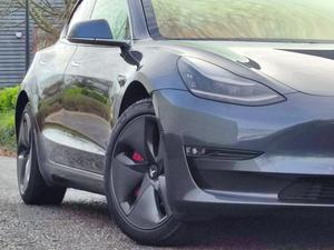 Tesla Model 3 (Dual Motor) Long Range Auto 4WDE 4dr