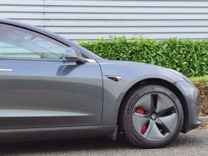 Tesla Model 3 (Dual Motor) Long Range Auto 4WDE 4dr
