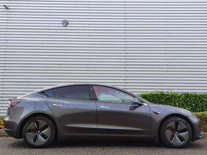Tesla Model 3 (Dual Motor) Long Range Auto 4WDE 4dr