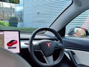 Tesla Model 3 (Dual Motor) Long Range Auto 4WDE 4dr