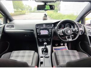 Volkswagen Golf 2.0 TDI BlueMotion Tech GTD Euro 6 (s/s) 5dr