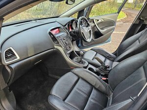 Vauxhall Astra 1.6 Elite 5dr