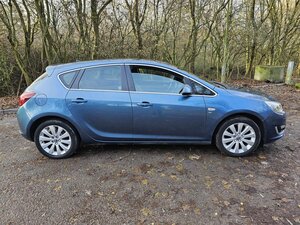 Vauxhall Astra 1.6 Elite 5dr