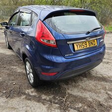 Ford Fiesta 1.2 Zetec 5dr