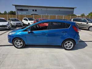 Ford Fiesta 1.5 Fiesta Zetec Tdci 5dr