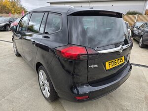 Vauxhall Zafira Tourer 1.4 Zafira Tourer SRI T 5dr