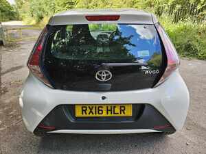 Toyota AYGO 1.0 Vvt-i X-play 5dr