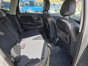 Nissan Note 1.6 Note Tekna Auto 5dr