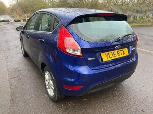 Ford Fiesta 1.0 Zetec 5dr