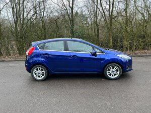 Ford Fiesta 1.0 Zetec 5dr
