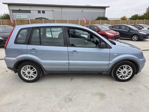 Ford Fusion 1.6 Fusion Zetec Climate AUTO 5dr
