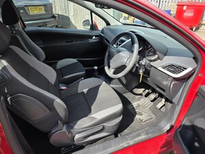 Peugeot 207 1.4 207 S 3dr