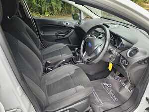 Ford Fiesta 1.5 Zetec Tdci 5dr