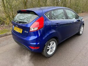 Ford Fiesta 1.0 Zetec 5dr