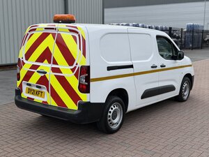 Vauxhall Combo LWB L2 Dynamic 1.5 Combo 2300 Dynamic TD 0dr