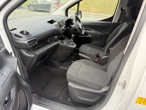 Vauxhall Combo LWB L2 Dynamic 1.5 Combo 2300 Dynamic TD 0dr