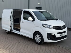 Vauxhall Vivaro Sportive  1.5 Vivaro 2700 Sportive S/S 0dr