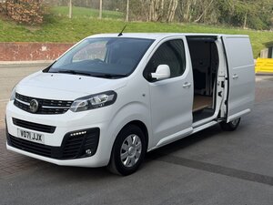 Vauxhall Vivaro Sportive  1.5 Vivaro 2700 Sportive S/S 0dr