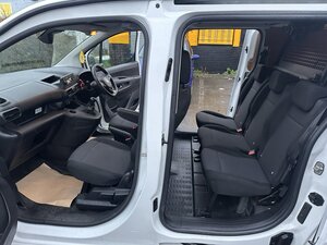 Vauxhall Combo LWB CREW VAN  1.5 dr L2 LWB D/CAB