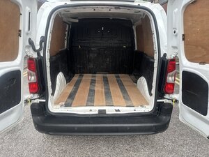 Peugeot Partner Professional 1.5 Partner Professional L1 Blue Hdi  dr