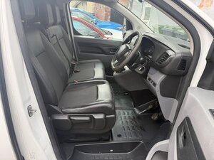 Peugeot Expert. NO VAT 2.0 Expert Professional Standard BLUE HDI 0dr