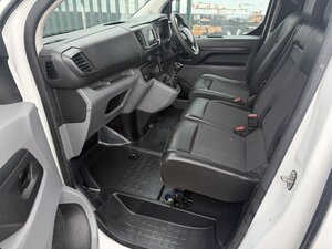 Peugeot Expert. NO VAT 2.0 Expert Professional Standard BLUE HDI 0dr