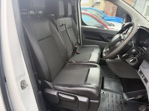 Peugeot Expert. NO VAT 2.0 Expert Professional Standard BLUE HDI 0dr