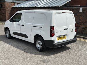 Peugeot Partner Pro, NO VAT 1.5 Partner Professional L2 Blue Hdi  dr