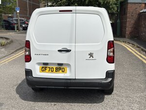 Peugeot Partner Pro, NO VAT 1.5 Partner Professional L2 Blue Hdi  dr