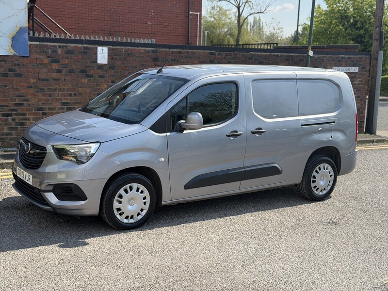 Vauxhall Combo LWB SPORTIVE 1.6 Combo L2 2300 Sportive S/S 