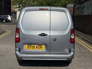 Vauxhall Combo LWB SPORTIVE 1.6 Combo L2 2300 Sportive S/S 