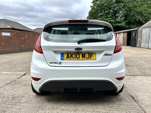 Ford Fiesta 1.6 Fiesta Zetec S 120 3dr
