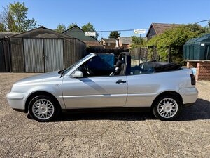 Volkswagen Golf 1.6 GOLF Cabriolet 2dr