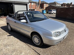 Volkswagen Golf 1.6 GOLF Cabriolet 2dr