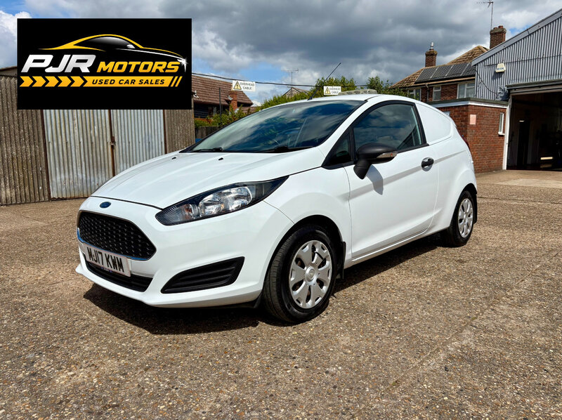 Ford Fiesta 1.5 Fiesta BASE TDCI 3dr