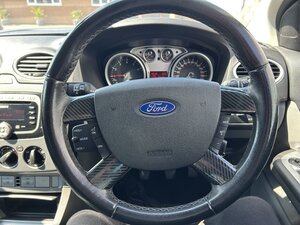 Ford Focus 1.6 Focus Titanium 100 5dr