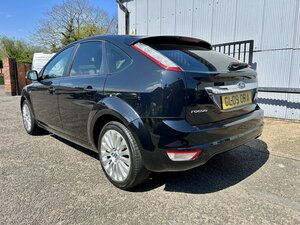 Ford Focus 1.6 Focus Titanium 100 5dr