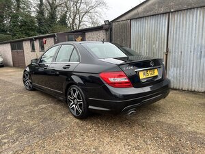 Mercedes-Benz C-Class 2.1 C220 Cdi Blueefficiency Amg Sport Plus 4dr