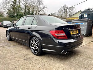 Mercedes-Benz C-Class 2.1 C220 Cdi Blueefficiency Amg Sport Plus 4dr