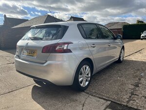 Peugeot 308 1.6 308 Active HDI 5dr