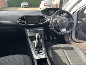 Peugeot 308 1.6 308 Active HDI 5dr