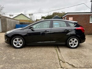 Ford Focus 1.6 Focus Zetec 125 5dr