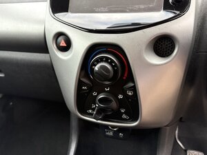 Citroen C1 1.0 C1 FEEL 5dr